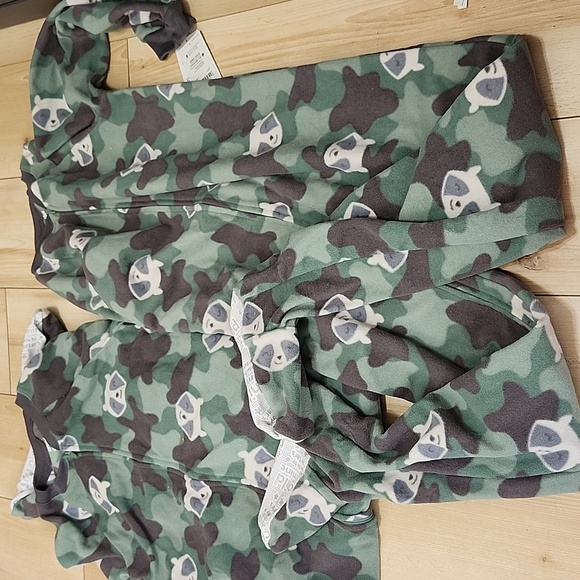 One piece sets - Picture 7 of 8